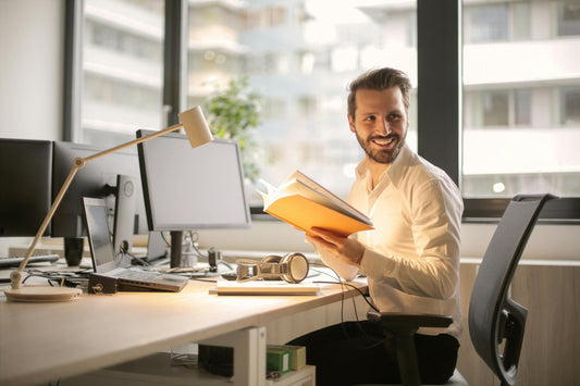 Outfits für jeden Tag: Wie man sich für die Arbeit kleidet