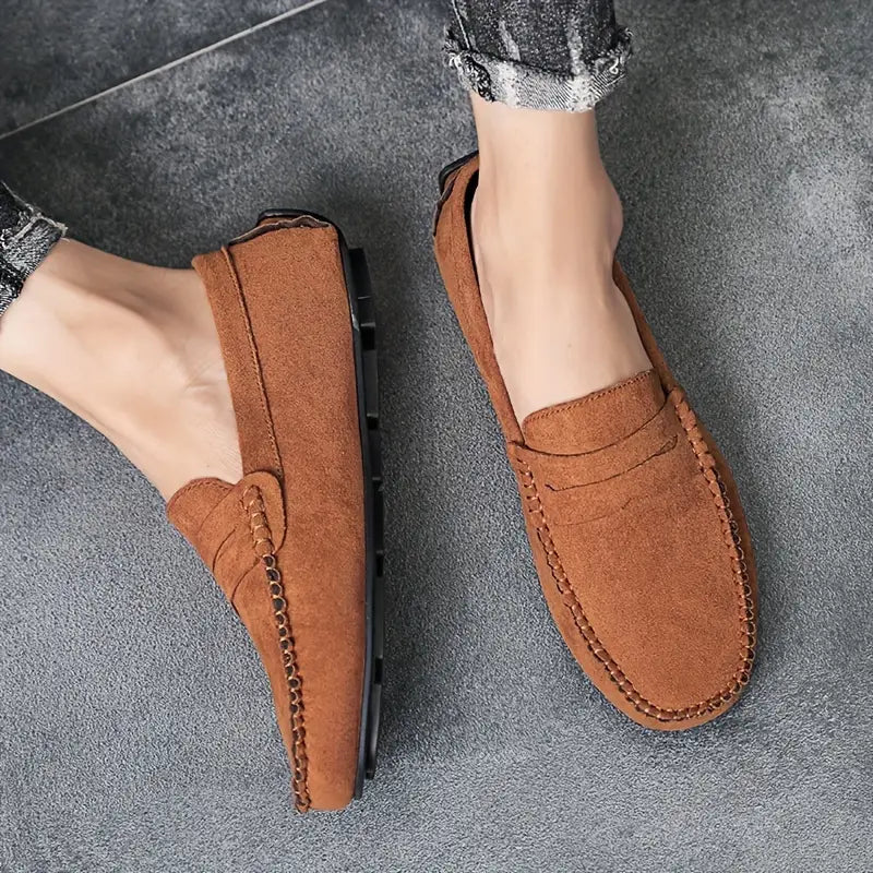 Moderne Slipper für Männer